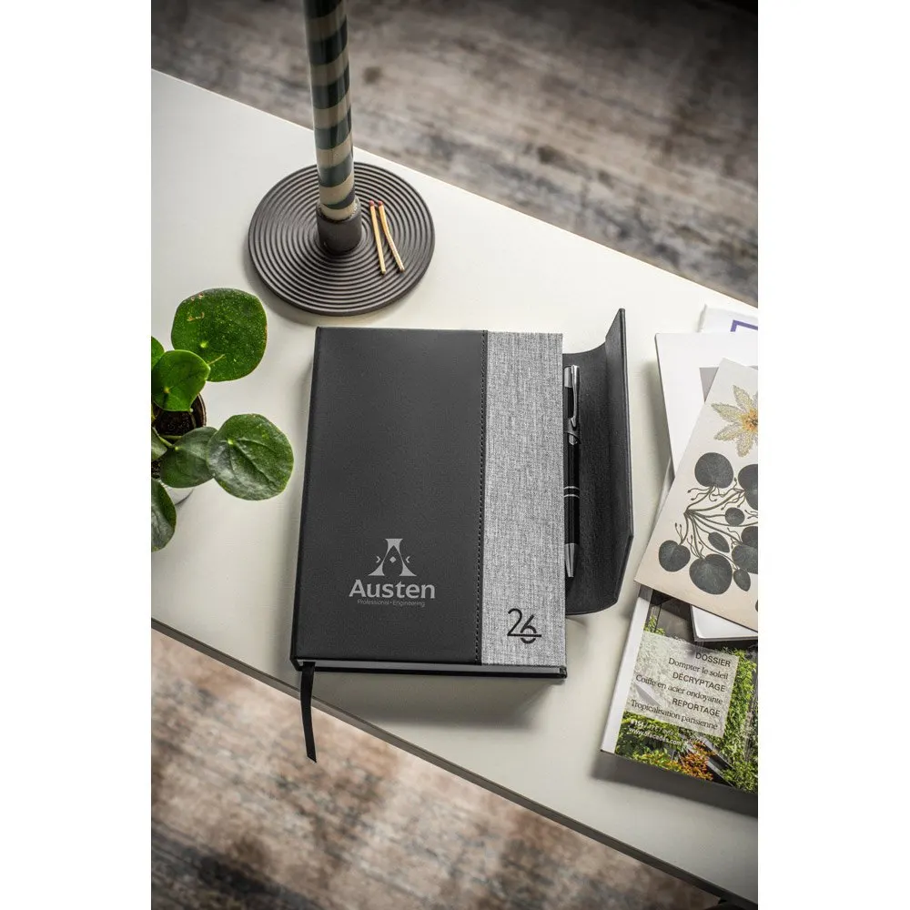 Agenda A5 em PU (58% reciclado) e PET reciclado (100% rPET) 300D