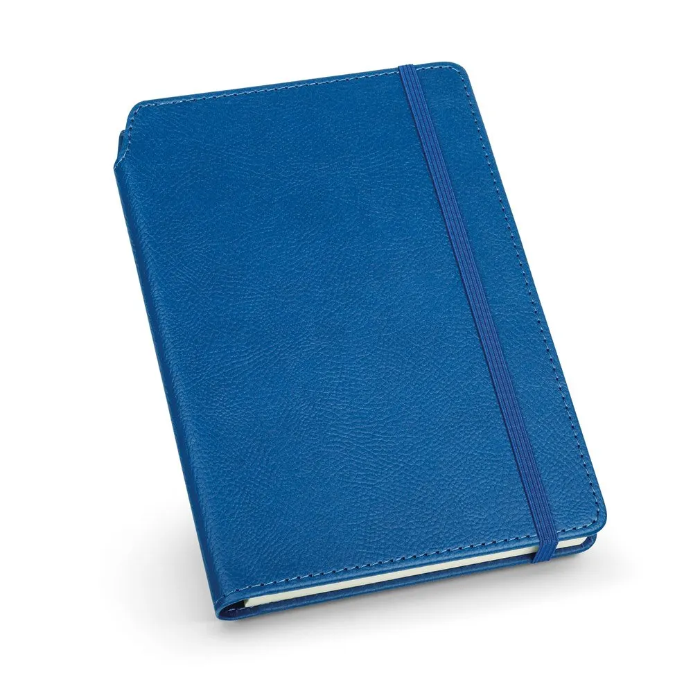 Caderno A5 de capa dura em c.sintético com 192 páginas pautadas