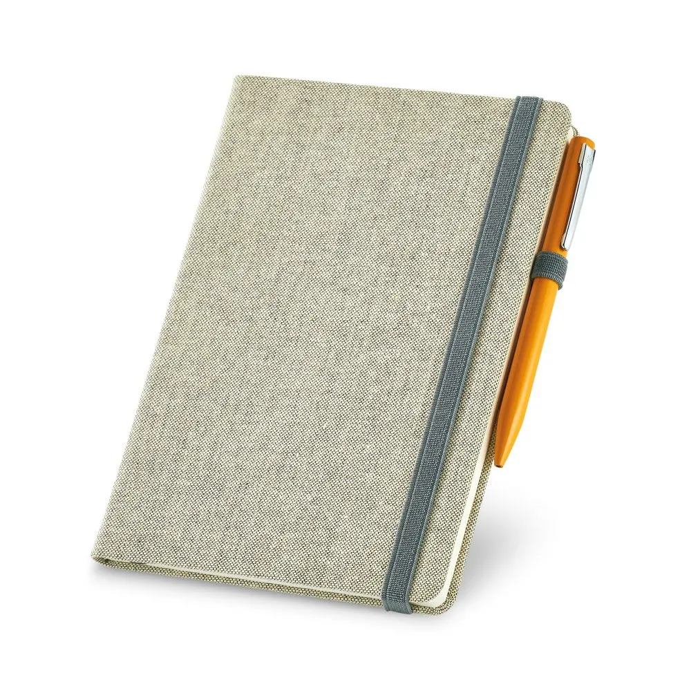 Caderno A5 em canvas (poliéster) com páginas lisas