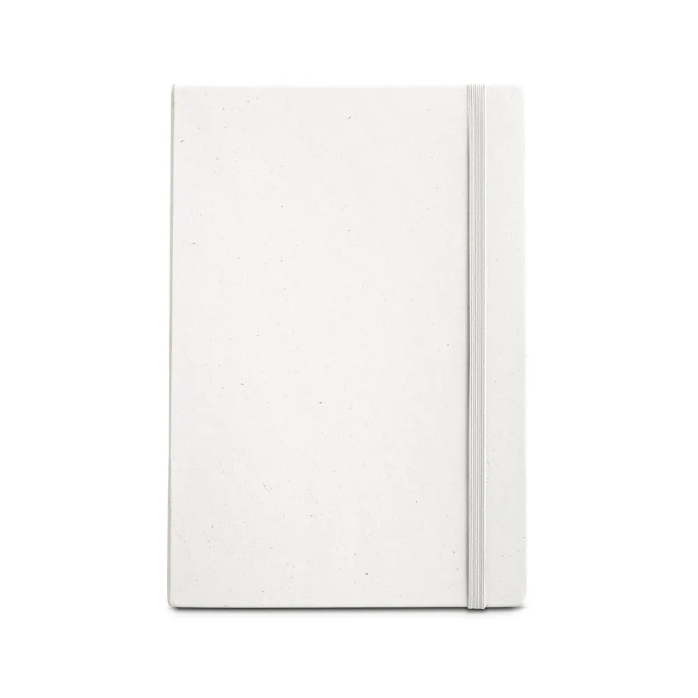 Caderno A5,produzido através de pacotes de leite reciclados com folhas pautadas recicladas, com 160 páginas pautadas recicladas