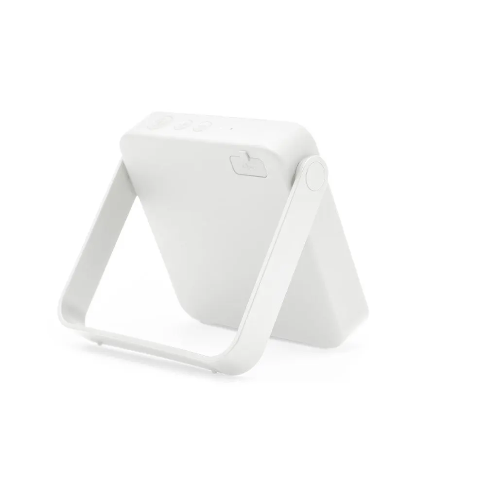 Coluna portátil em ABS 100% reciclado com proteção à prova d’água IPX7