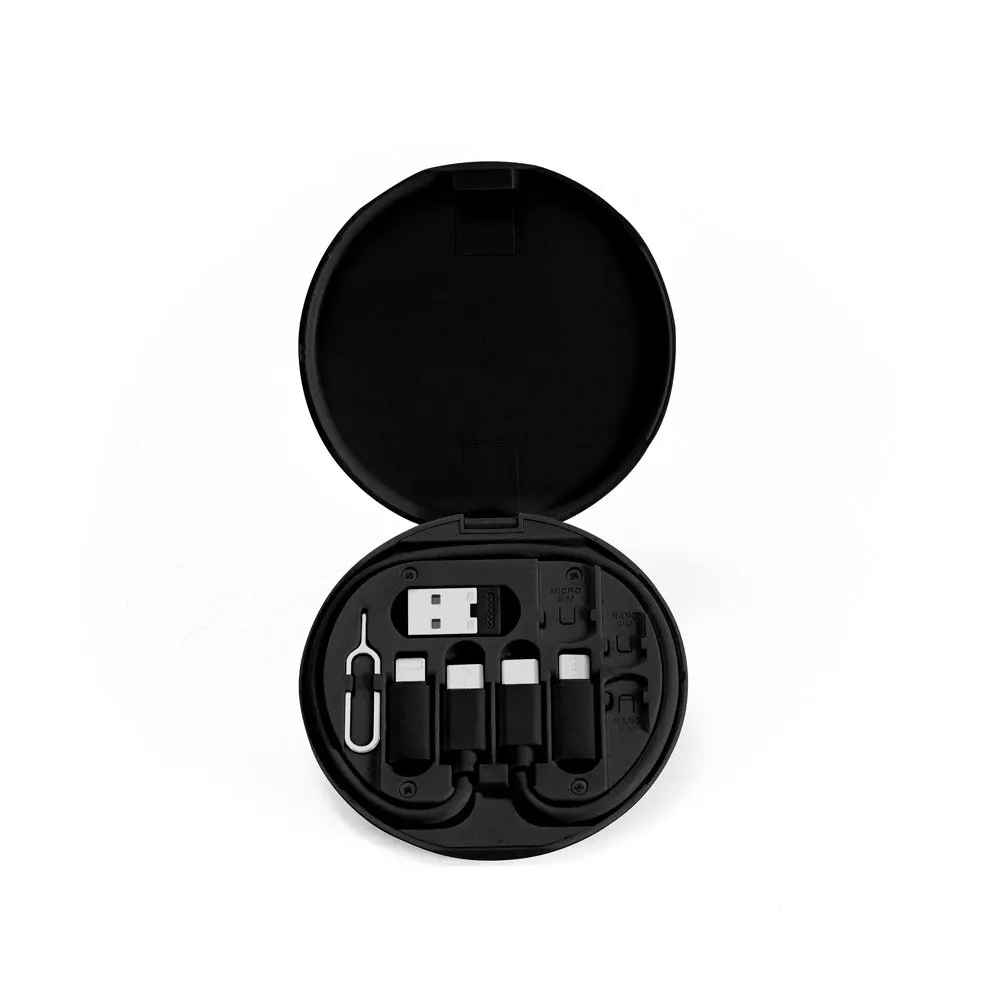 Conjunto cabo e adaptadores de carregamento super-rápido em ABS 100% reciclado que permite a transferência de dados