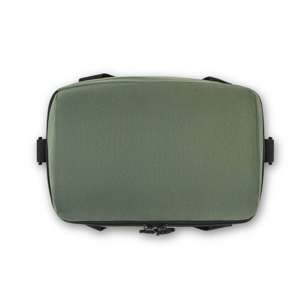 Cooler. Bolsa térmica almofadada 600D ripstop em poliéster reciclado com interior forrado em PEVA 11 L