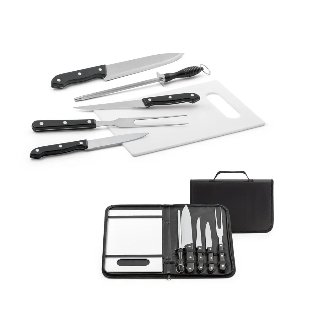 Kit churrasco em estojo de nylon 210D com tábua em PP e 5 utensílios em aço inox e PP