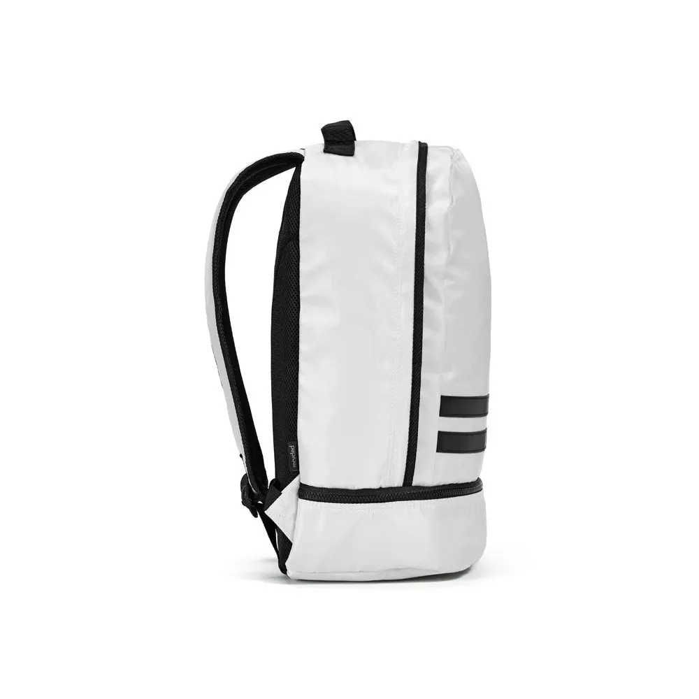 Mochila em poliéster reciclado 290T e sarja com compartimento para sapatos 25 L