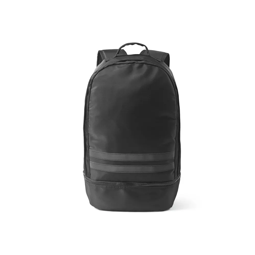 Mochila em poliéster reciclado 290T e sarja com compartimento para sapatos 25 L