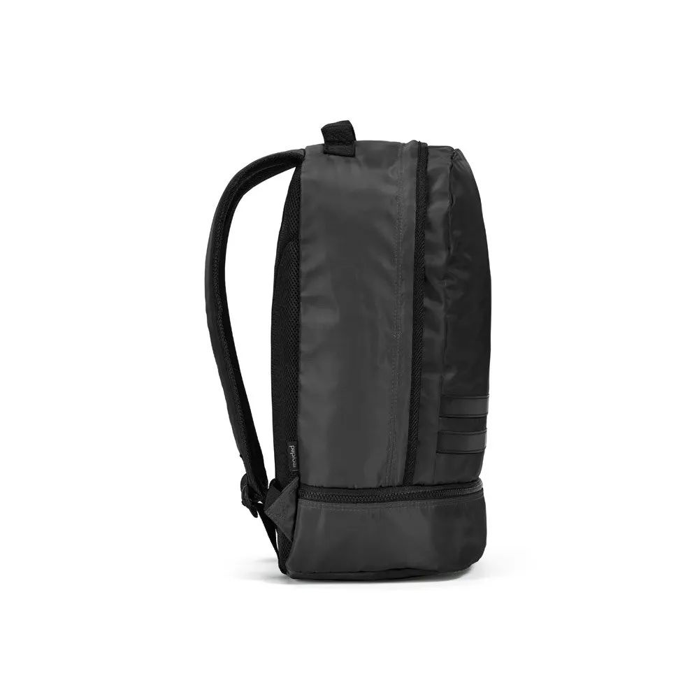 Mochila em poliéster reciclado 290T e sarja com compartimento para sapatos 25 L