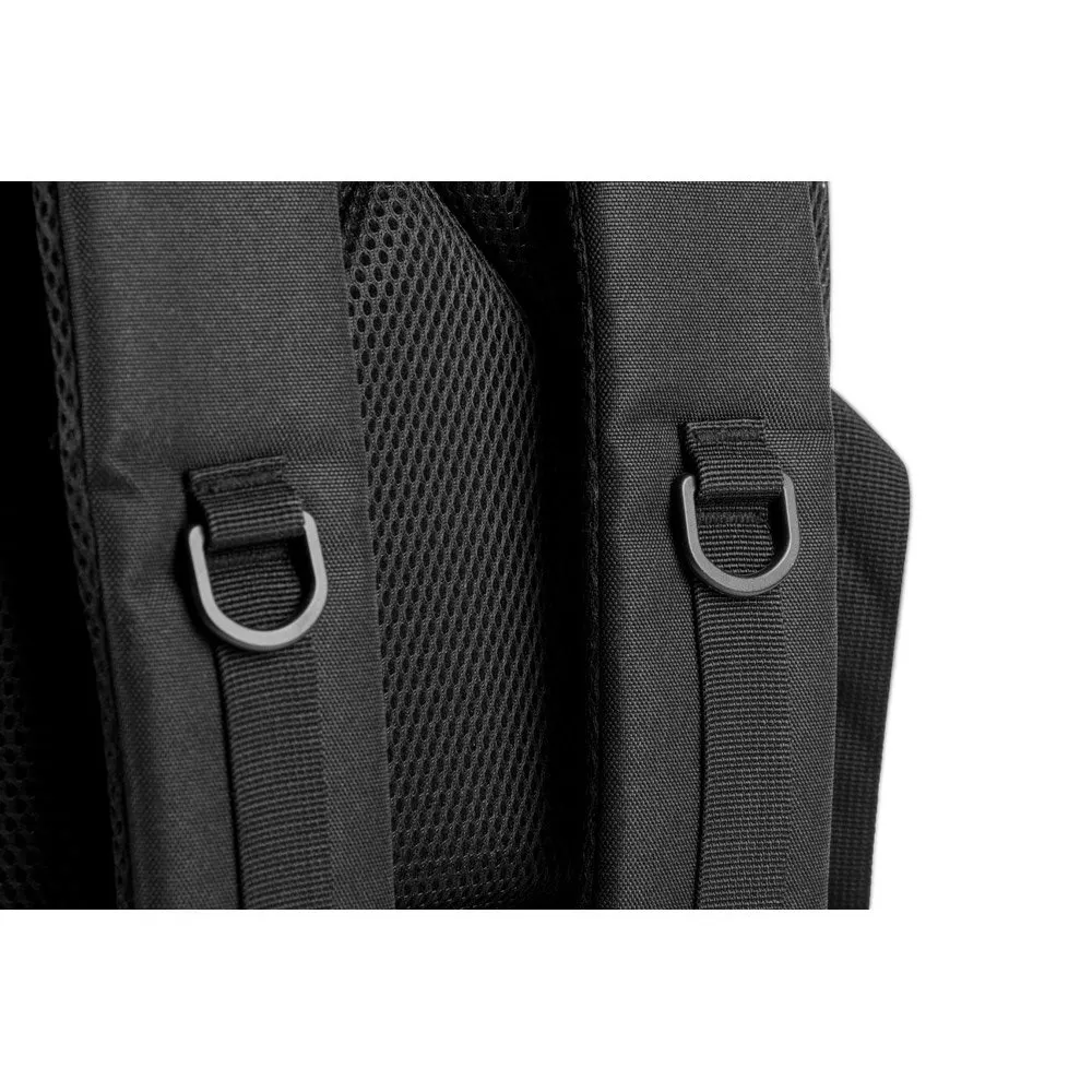 Mochila estilo militar em poliéster reciclado 600D, de alta densidade, com bolso para notebook 17’3″ 21 L