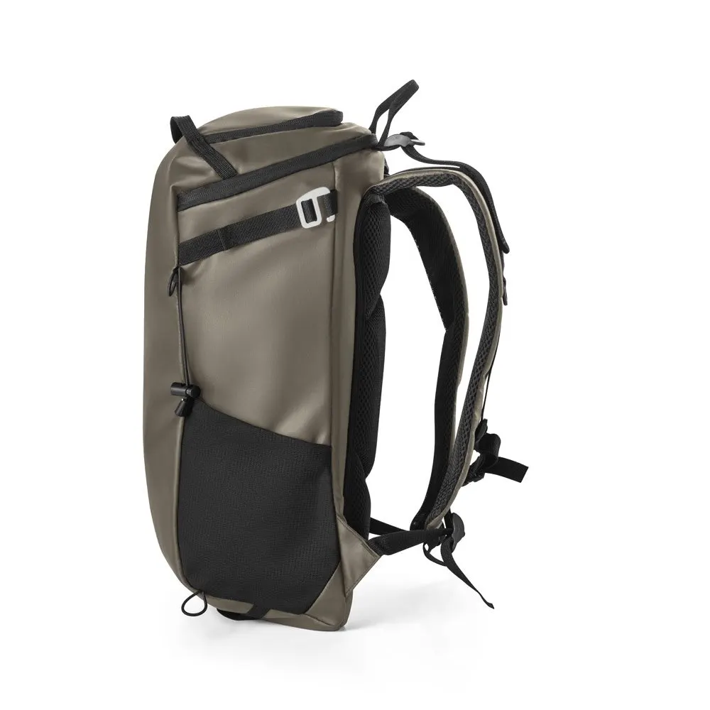 Mochila Hiking com revestimento à prova de água em 600D poliéster reciclado e 210D poliéster reciclado 14″ 18 L