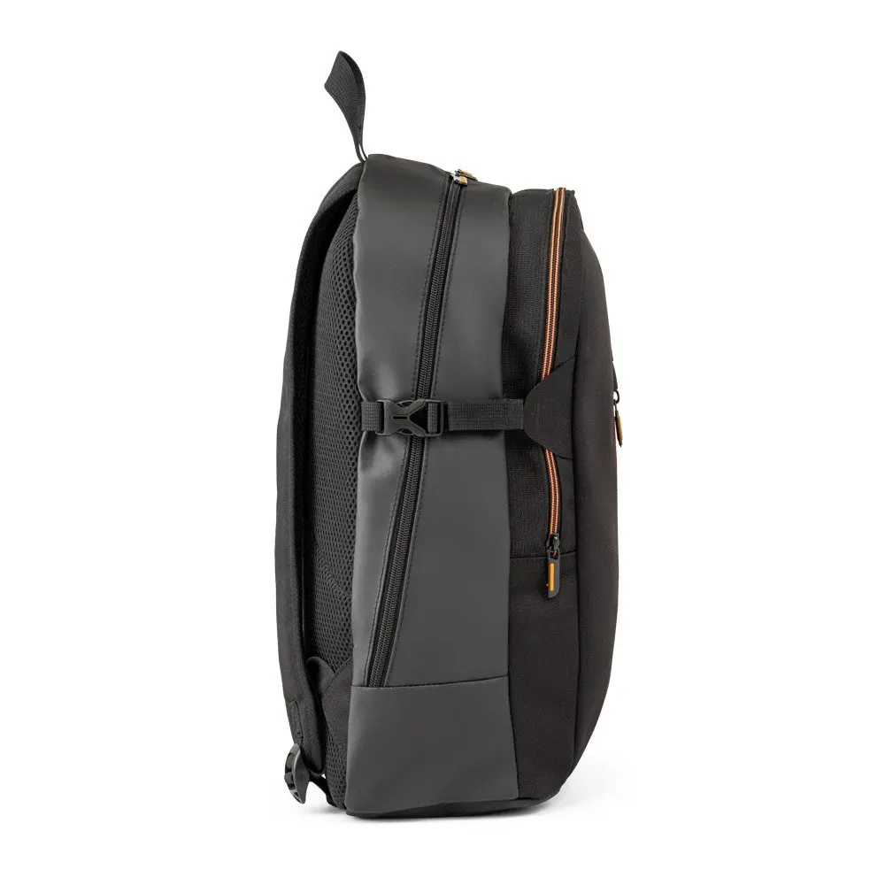 Mochila para notebook 15’6″ em 900D e c. sintético