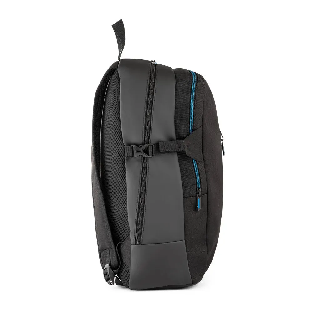 Mochila para notebook 15’6″ em 900D e c. sintético