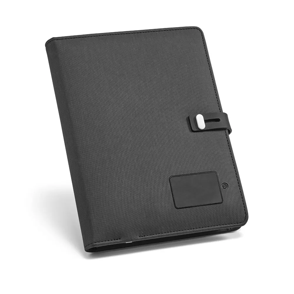 Pasta A5 em c. sintético com bateria portátil embutida (lítio) 4’000 mAh e caderno com 128 páginas pautadas