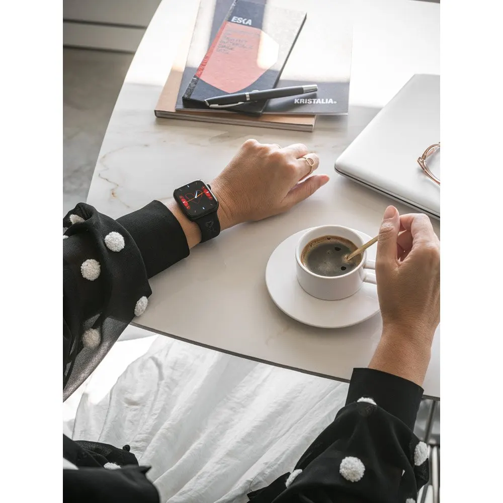 Relógio inteligente com tela IPS de 1’85 polegadas com bracelete em silicone e à prova de salpicos de água com IPX4
